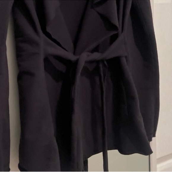 Lucky Brand raw hem open front Terry knit belted cardigan sweatshirt - Picture 6 of 13